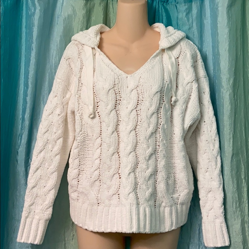 White V-Neck Hooded Sweater